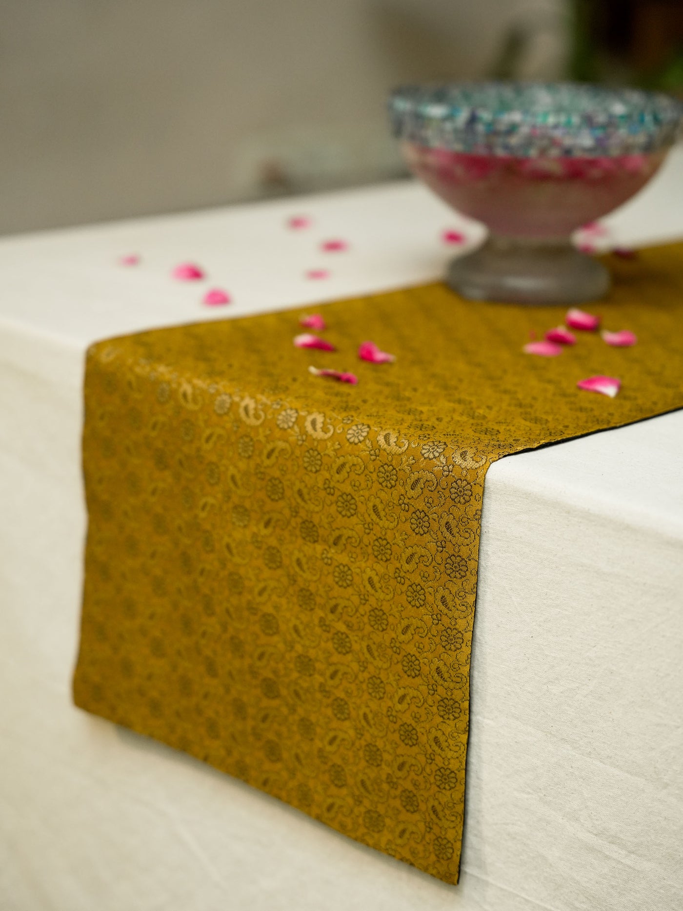 Timeless Green  Jacquard Table Runner