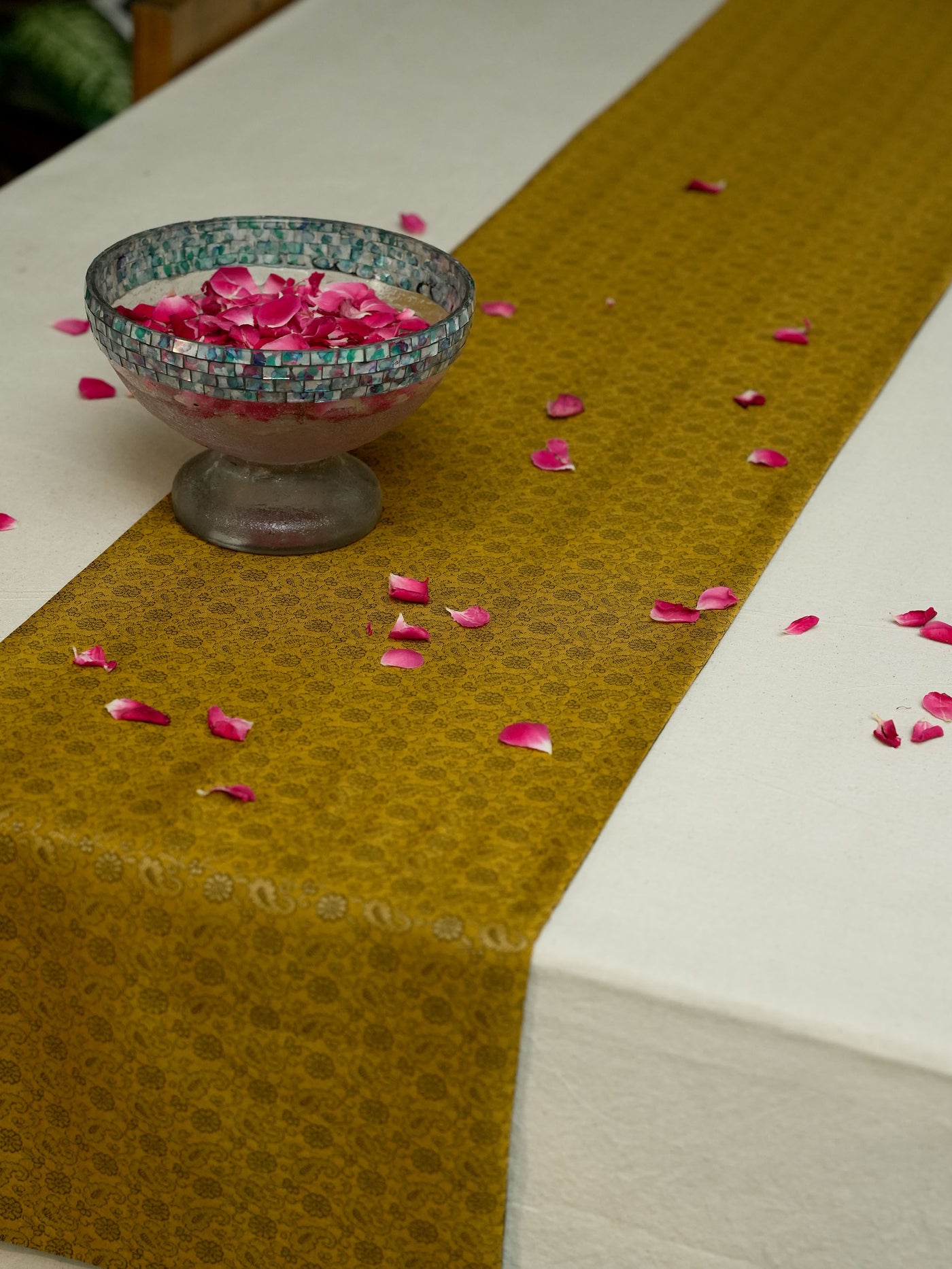 Timeless Green  Jacquard Table Runner